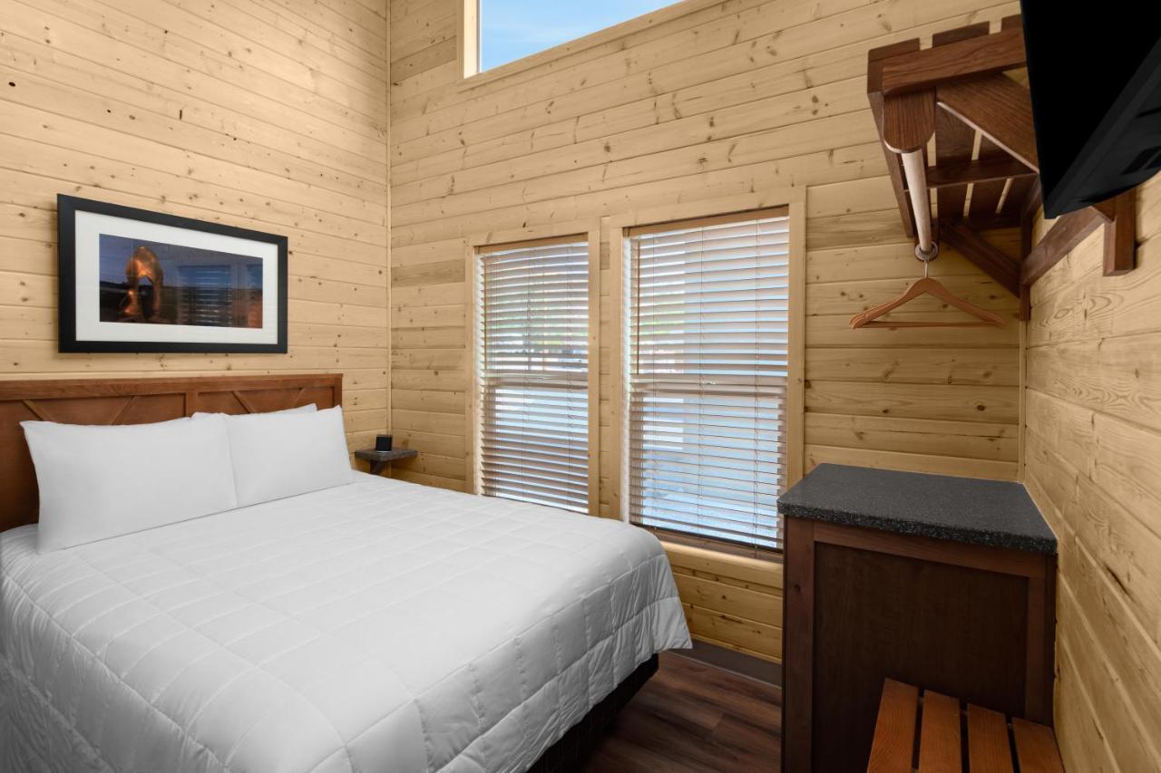 Sun Outdoors North Moab Hotel Exterior photo